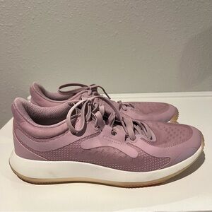 Lululemon Women’s Strongfeel Training Shoe Rose Mauve Size 8.5 Gym Yoga Lift Run